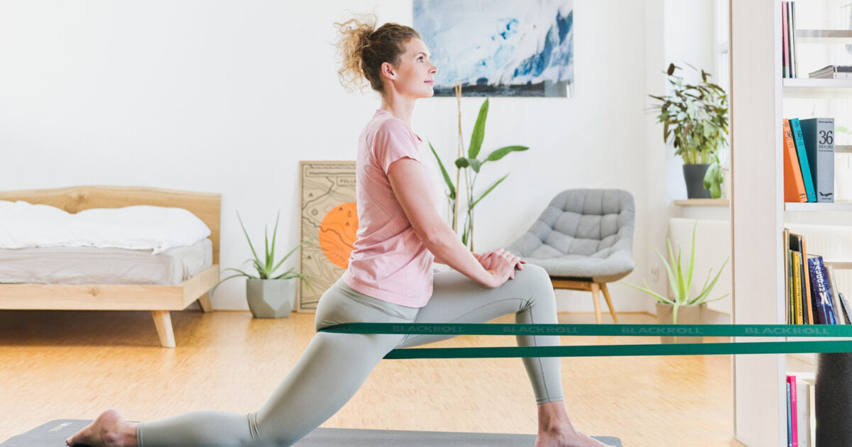 Hip pain | causes, symptoms & treatment